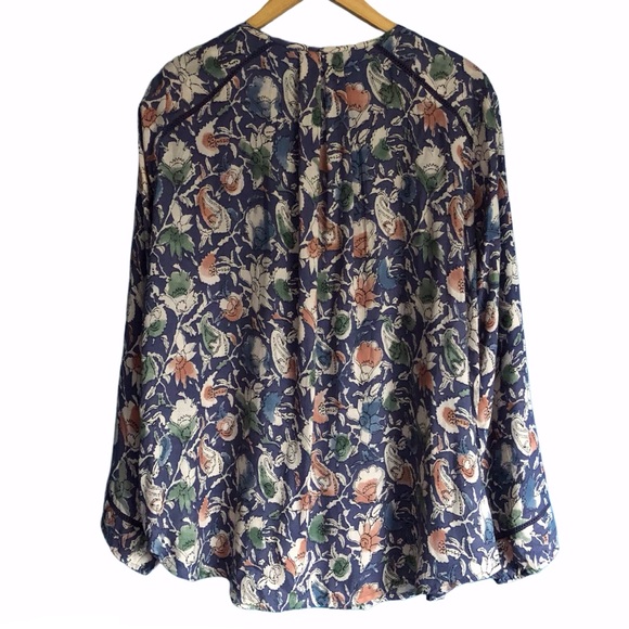LUCKY Brand Floral Top Blouse Blue M EUC - Picture 4 of 14